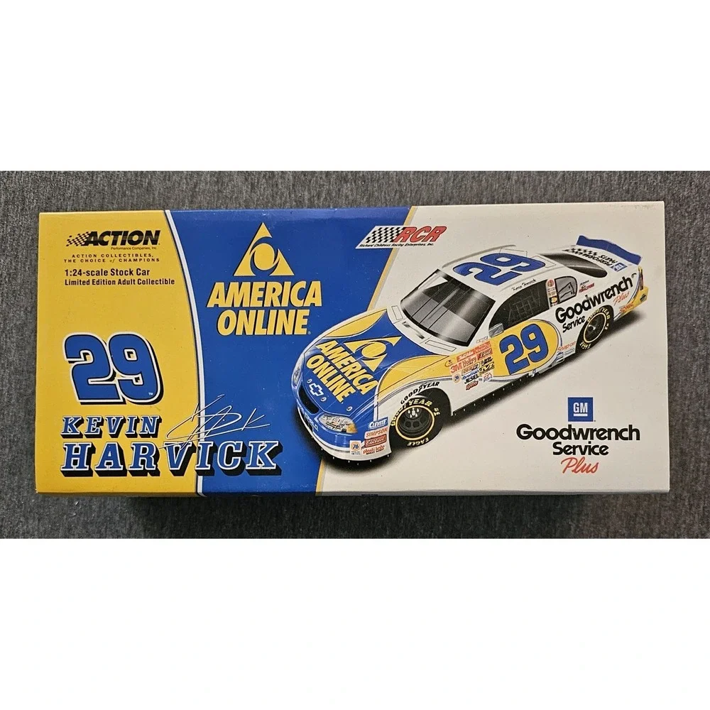 Kevin Harvick #29 GM Goodwrench Service 2001 Monte Carlo 1/24 Nascar Diecast Toy